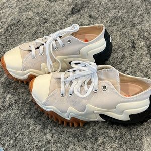 Converse run star motion Ox. Mens 5.5 Womens 7